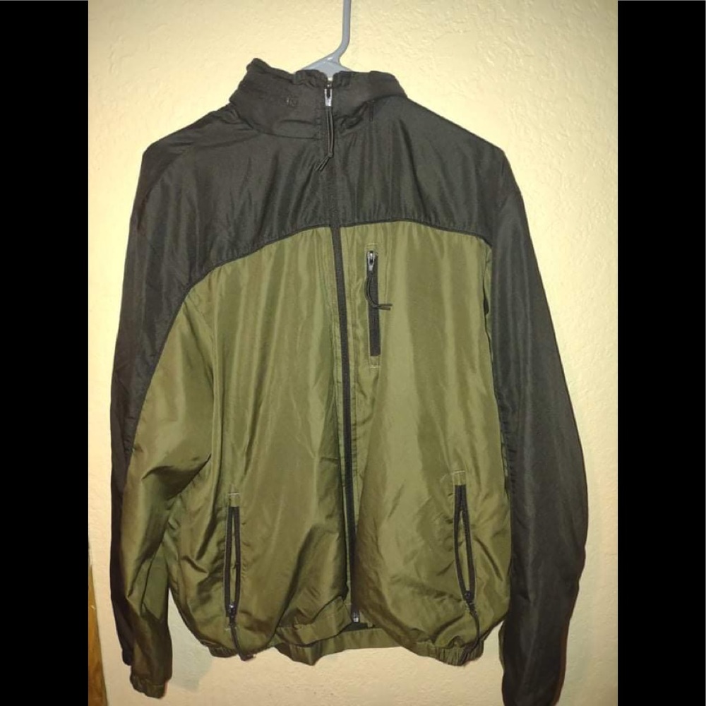 St.John Bay zipped up male jacket